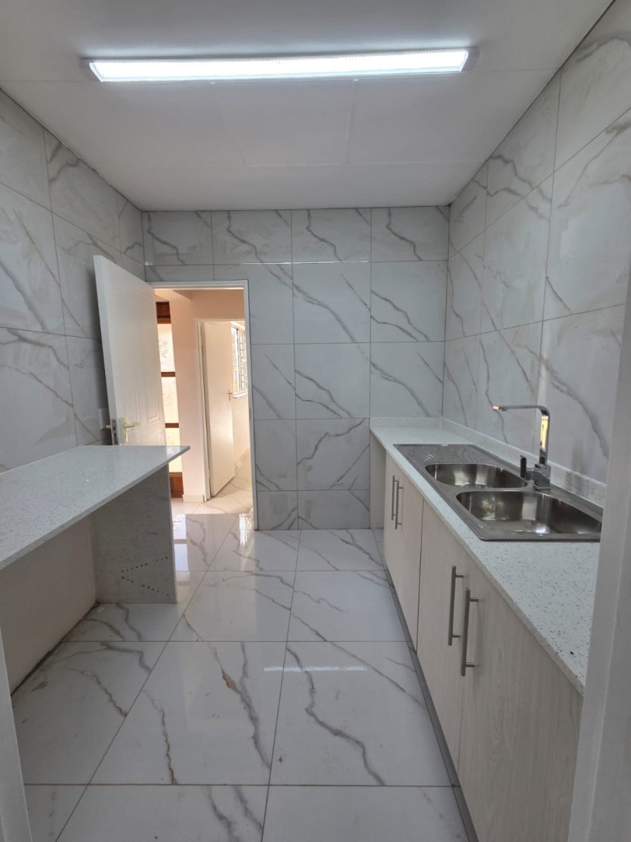 3 Bedroom Property for Sale in Aviary Hill KwaZulu-Natal