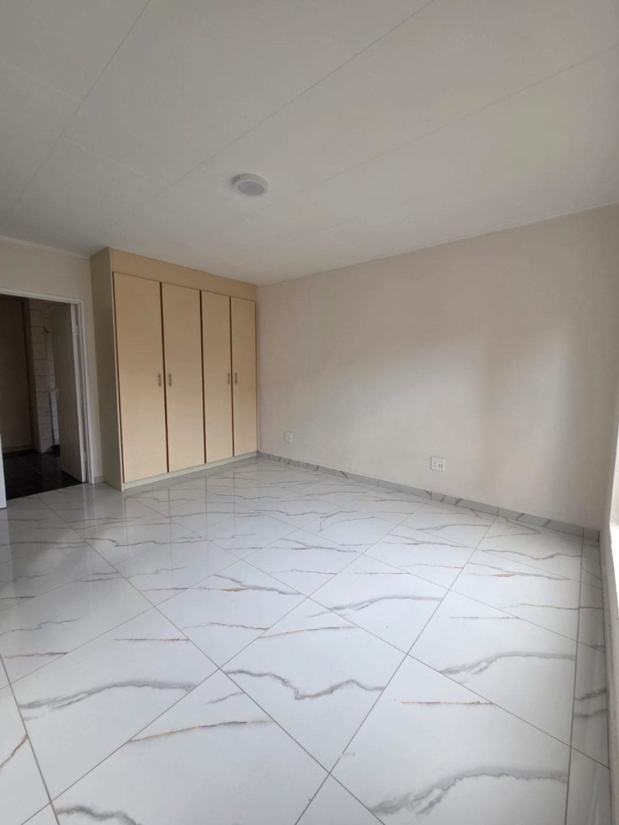 3 Bedroom Property for Sale in Aviary Hill KwaZulu-Natal