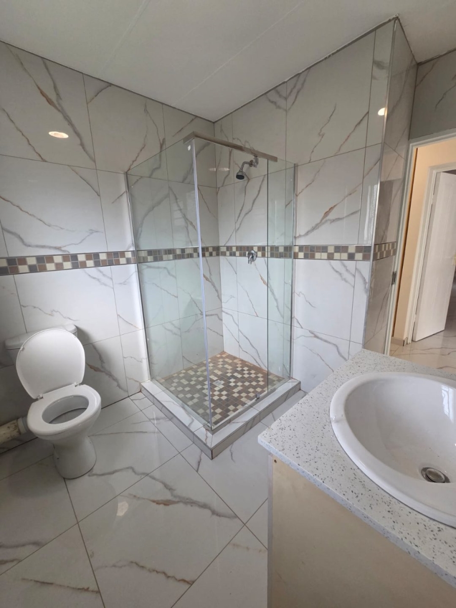 3 Bedroom Property for Sale in Aviary Hill KwaZulu-Natal