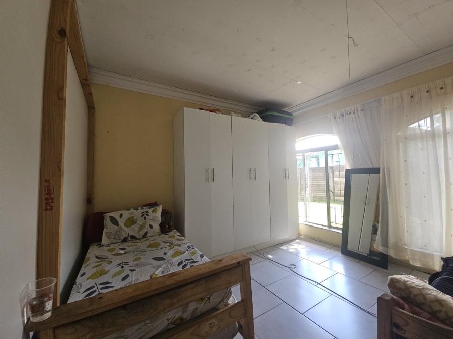 11 Bedroom Property for Sale in Barry Hertzog Park KwaZulu-Natal