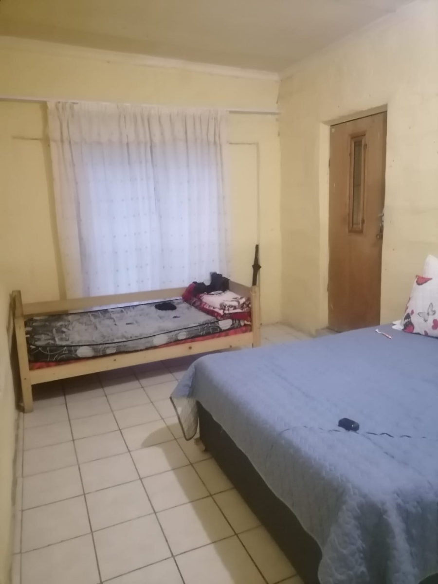 11 Bedroom Property for Sale in Barry Hertzog Park KwaZulu-Natal