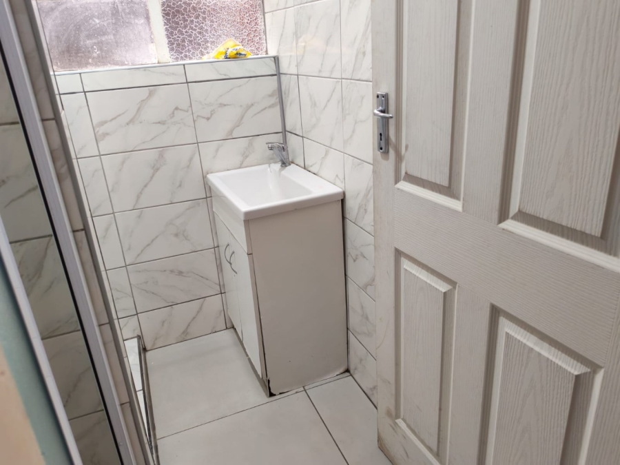 11 Bedroom Property for Sale in Barry Hertzog Park KwaZulu-Natal