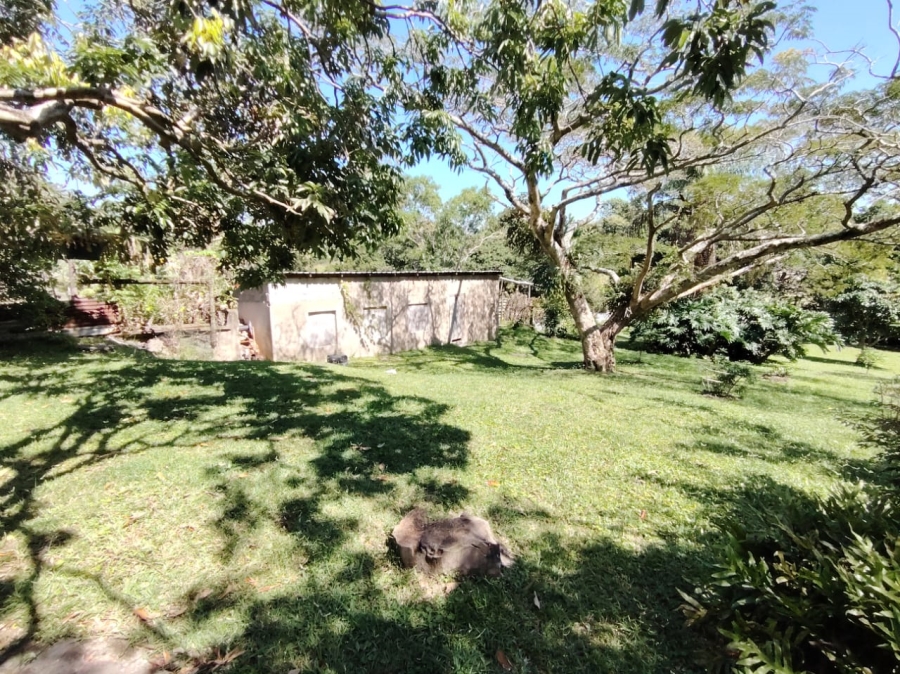 5 Bedroom Property for Sale in Uvongo KwaZulu-Natal