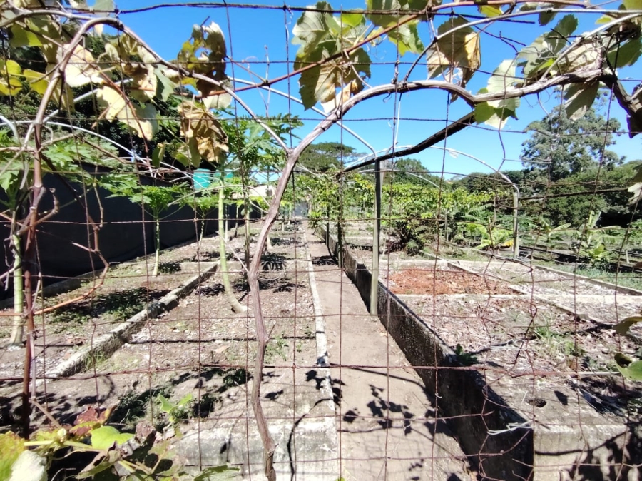 5 Bedroom Property for Sale in Uvongo KwaZulu-Natal