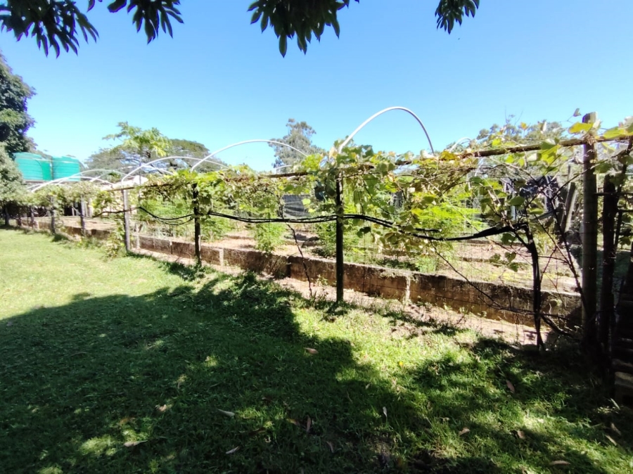 5 Bedroom Property for Sale in Uvongo KwaZulu-Natal