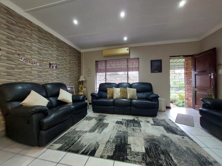3 Bedroom Property for Sale in Bellevue KwaZulu-Natal