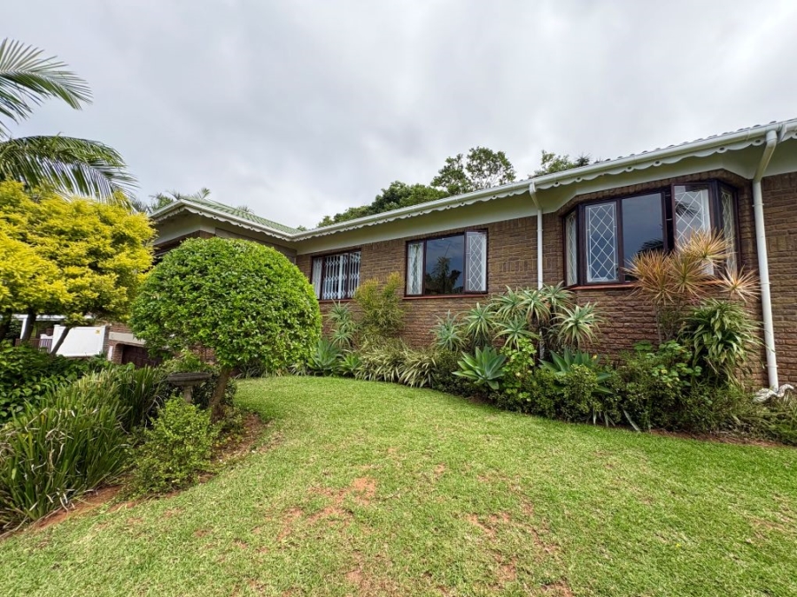 3 Bedroom Property for Sale in Umtentweni KwaZulu-Natal