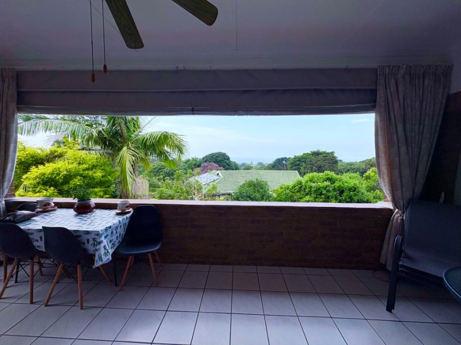 3 Bedroom Property for Sale in Umtentweni KwaZulu-Natal