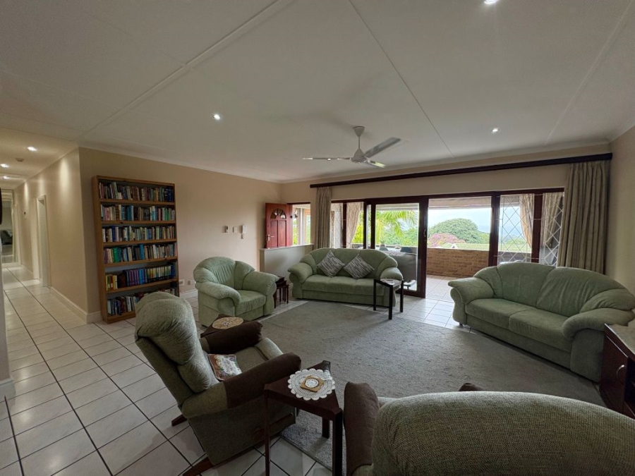 3 Bedroom Property for Sale in Umtentweni KwaZulu-Natal