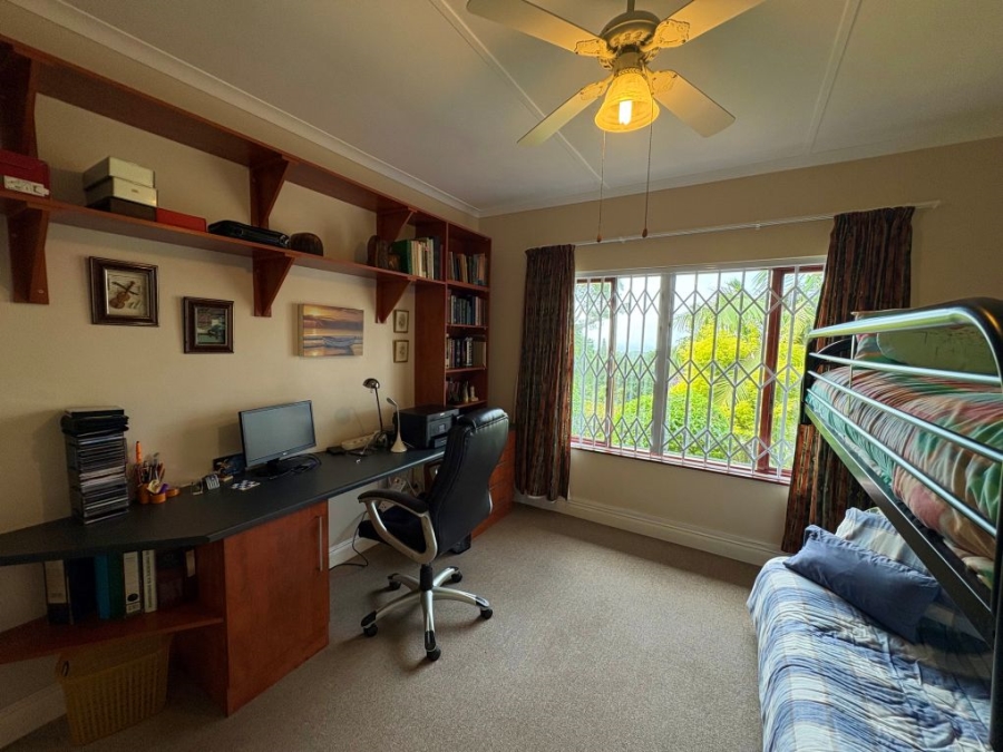 3 Bedroom Property for Sale in Umtentweni KwaZulu-Natal