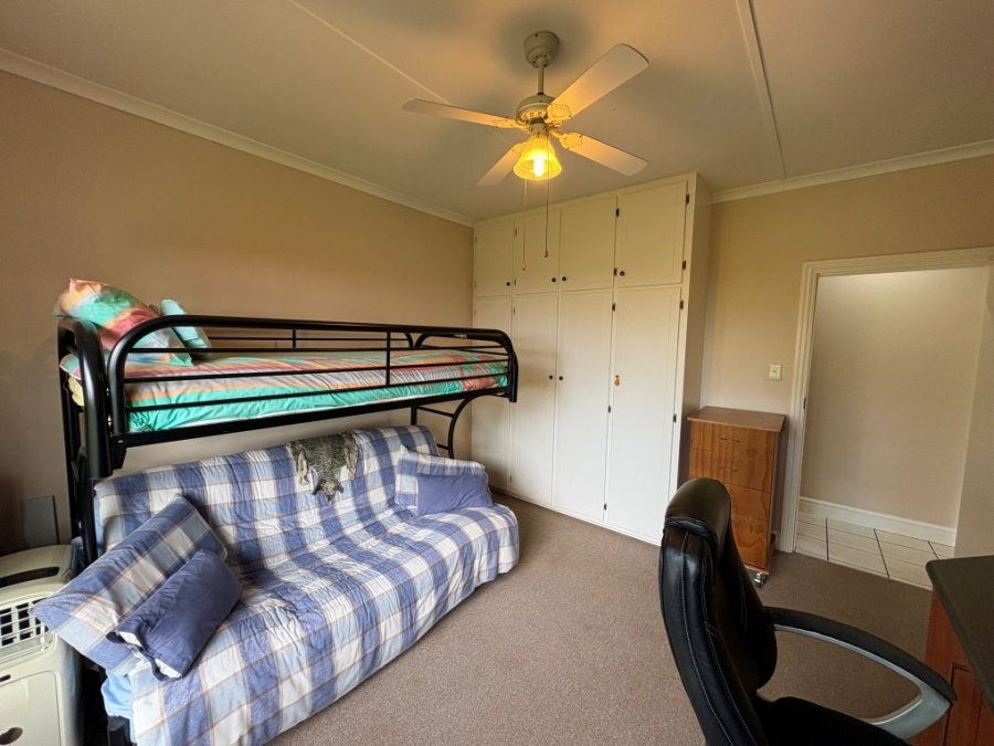 3 Bedroom Property for Sale in Umtentweni KwaZulu-Natal