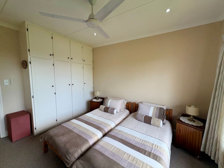 3 Bedroom Property for Sale in Umtentweni KwaZulu-Natal