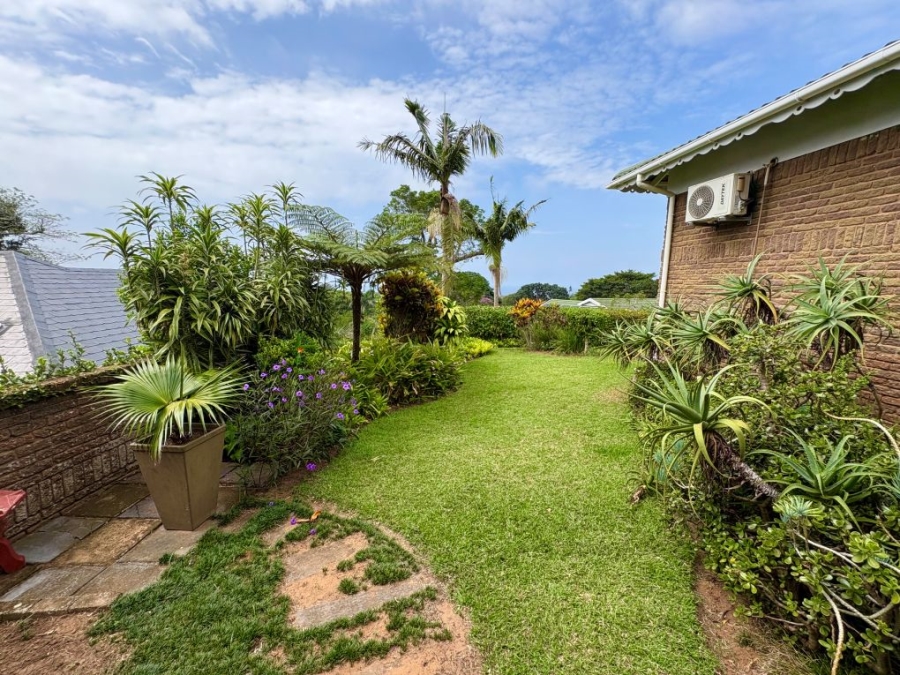 3 Bedroom Property for Sale in Umtentweni KwaZulu-Natal