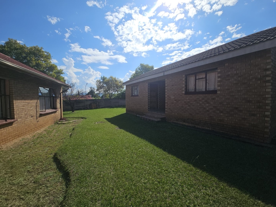 4 Bedroom Property for Sale in Sunnyridge KwaZulu-Natal