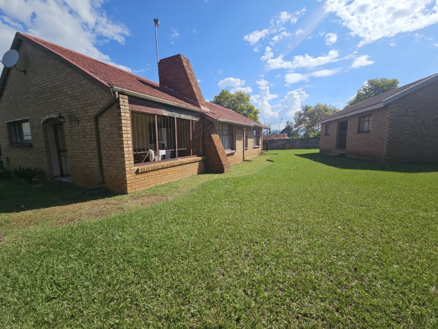 4 Bedroom Property for Sale in Sunnyridge KwaZulu-Natal