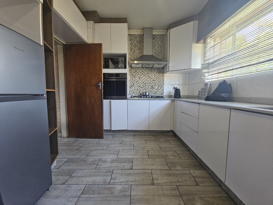 4 Bedroom Property for Sale in Sunnyridge KwaZulu-Natal