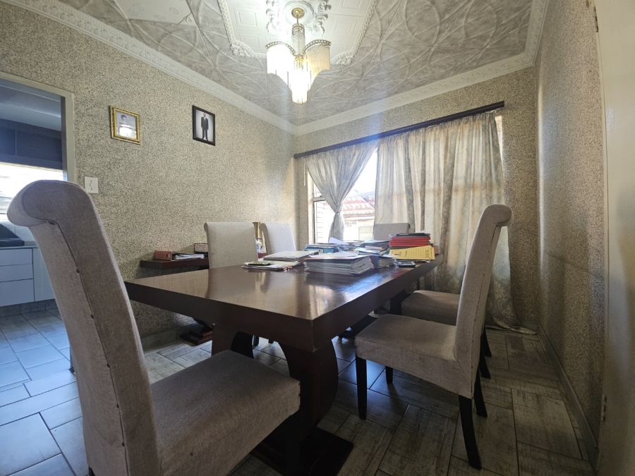 4 Bedroom Property for Sale in Sunnyridge KwaZulu-Natal