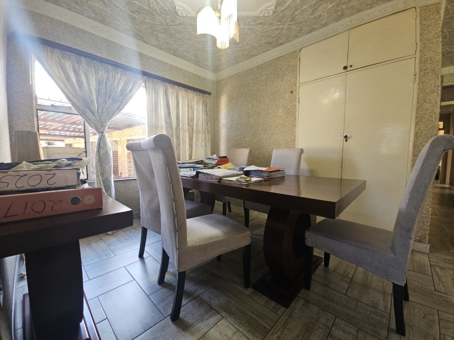 4 Bedroom Property for Sale in Sunnyridge KwaZulu-Natal