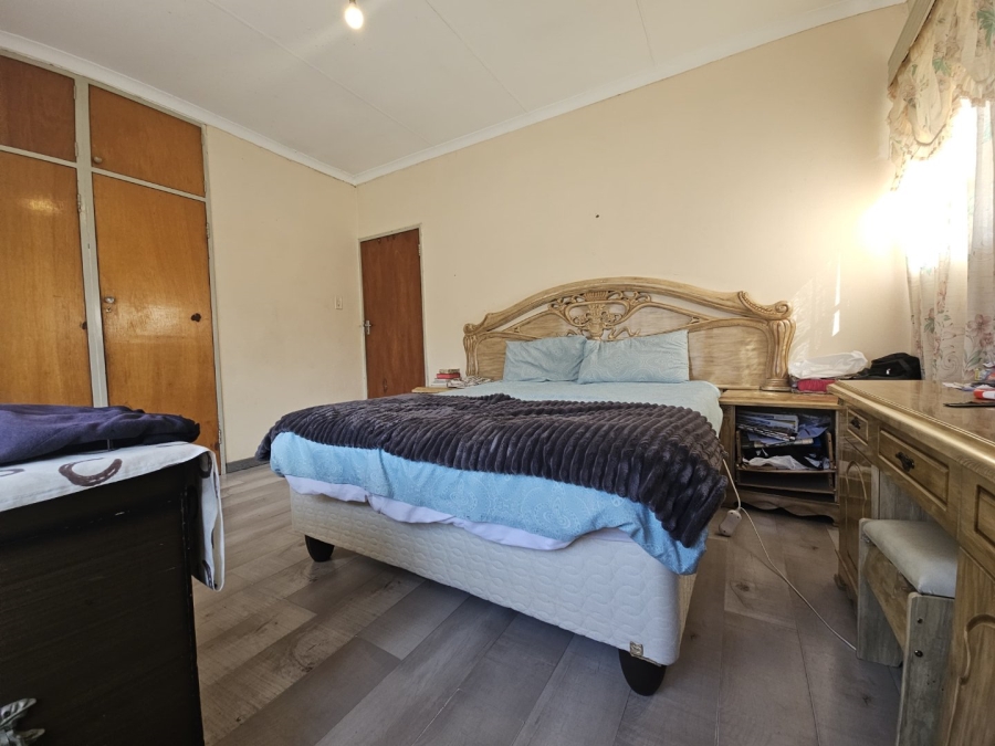 4 Bedroom Property for Sale in Sunnyridge KwaZulu-Natal