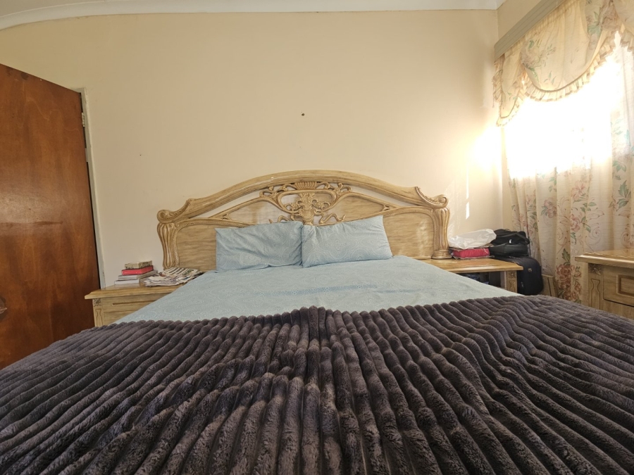 4 Bedroom Property for Sale in Sunnyridge KwaZulu-Natal