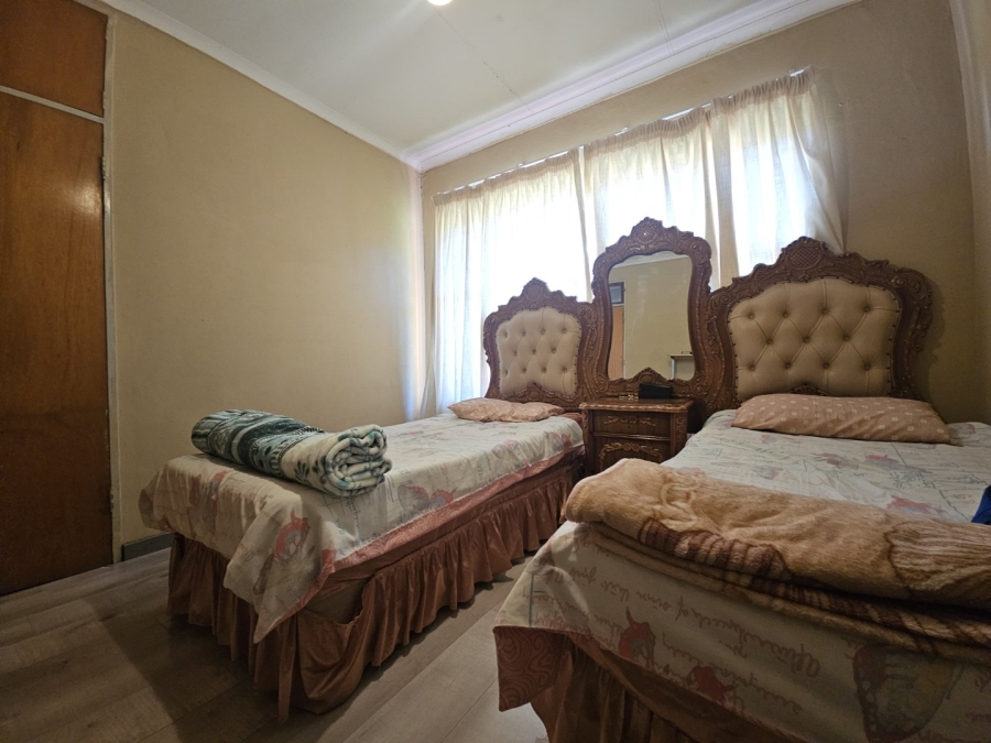 4 Bedroom Property for Sale in Sunnyridge KwaZulu-Natal