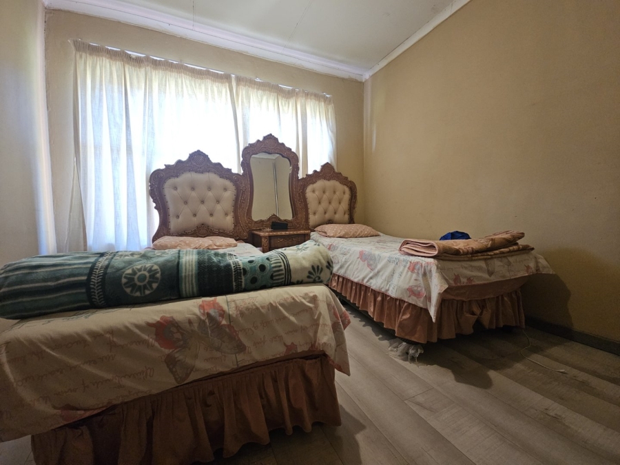 4 Bedroom Property for Sale in Sunnyridge KwaZulu-Natal