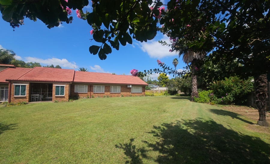 4 Bedroom Property for Sale in Huttenheights KwaZulu-Natal