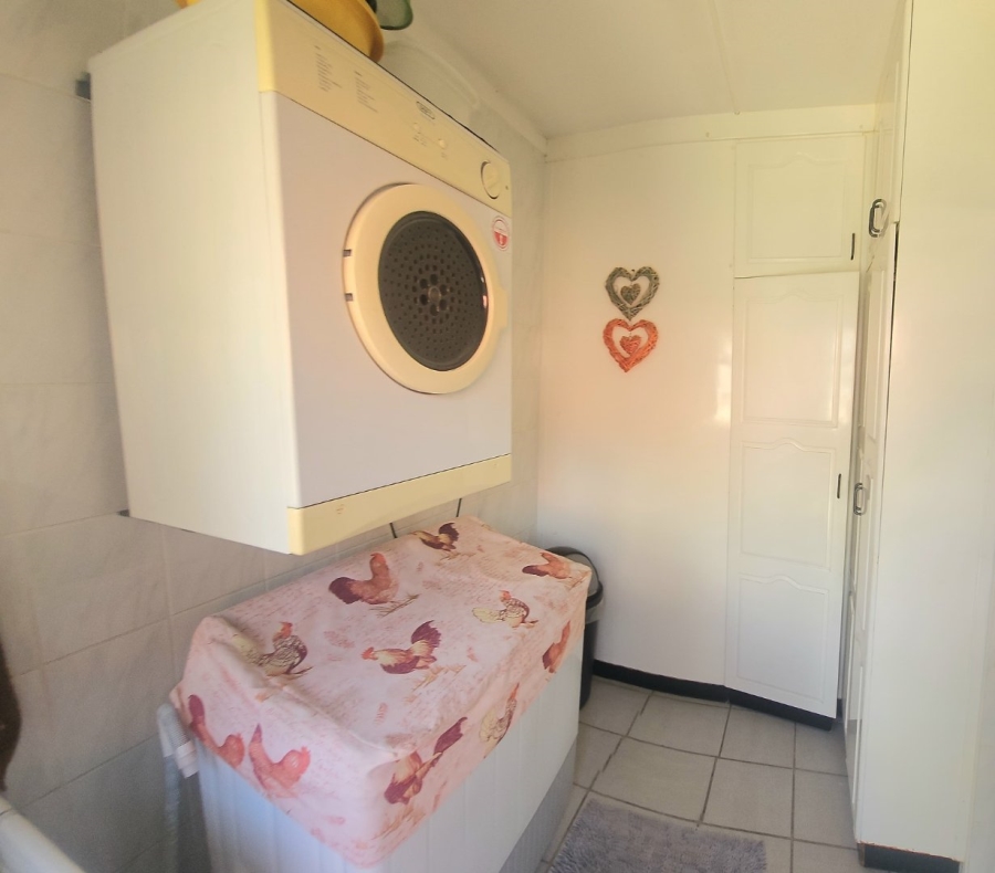 4 Bedroom Property for Sale in Huttenheights KwaZulu-Natal