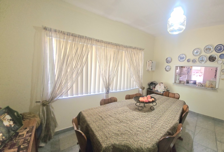 4 Bedroom Property for Sale in Huttenheights KwaZulu-Natal