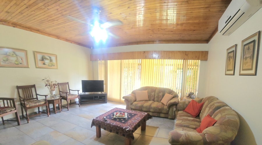 4 Bedroom Property for Sale in Huttenheights KwaZulu-Natal