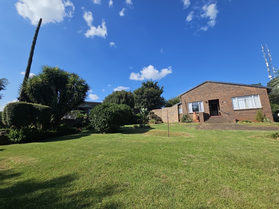 3 Bedroom Property for Sale in Signal Hill KwaZulu-Natal