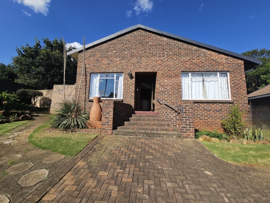 3 Bedroom Property for Sale in Signal Hill KwaZulu-Natal