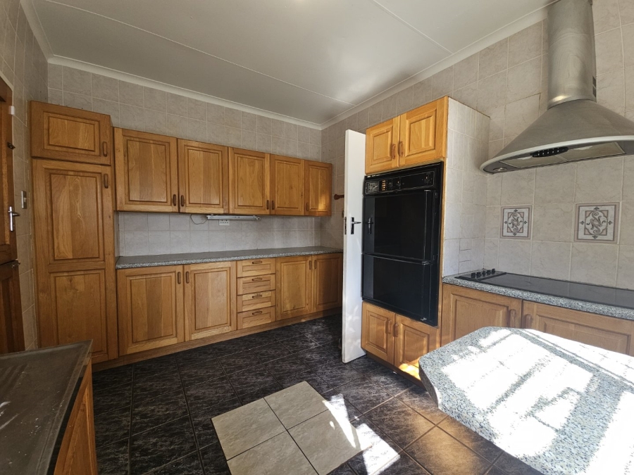 3 Bedroom Property for Sale in Signal Hill KwaZulu-Natal