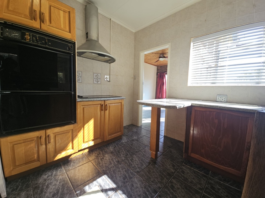 3 Bedroom Property for Sale in Signal Hill KwaZulu-Natal