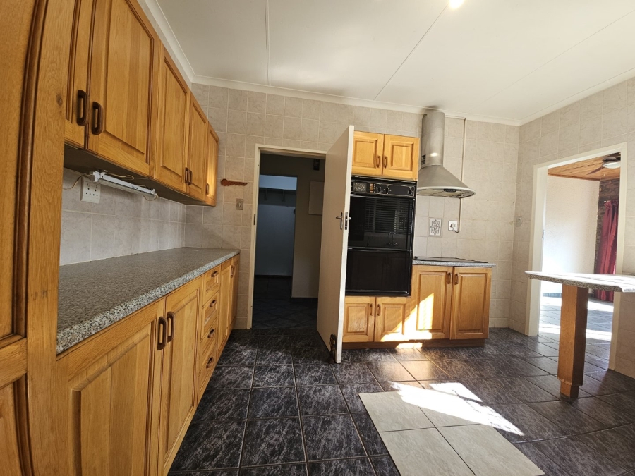 3 Bedroom Property for Sale in Signal Hill KwaZulu-Natal