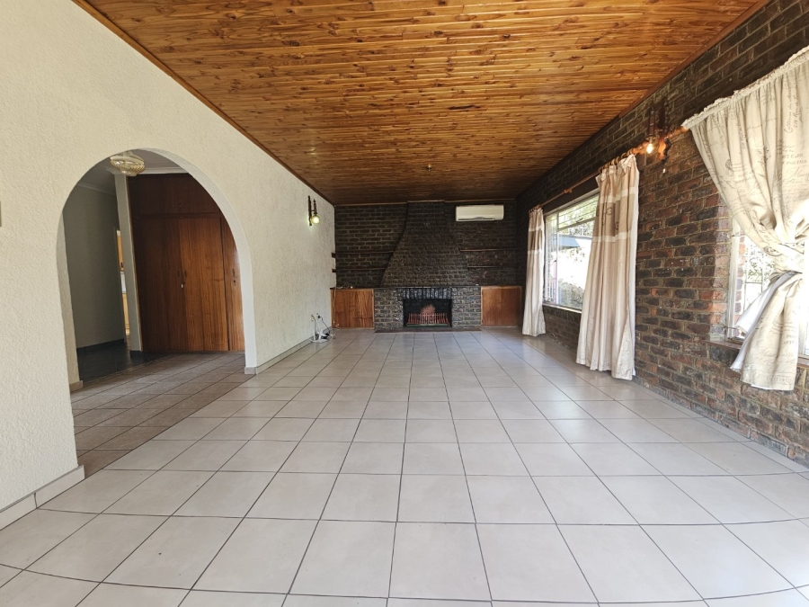 3 Bedroom Property for Sale in Signal Hill KwaZulu-Natal