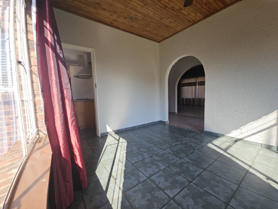 3 Bedroom Property for Sale in Signal Hill KwaZulu-Natal