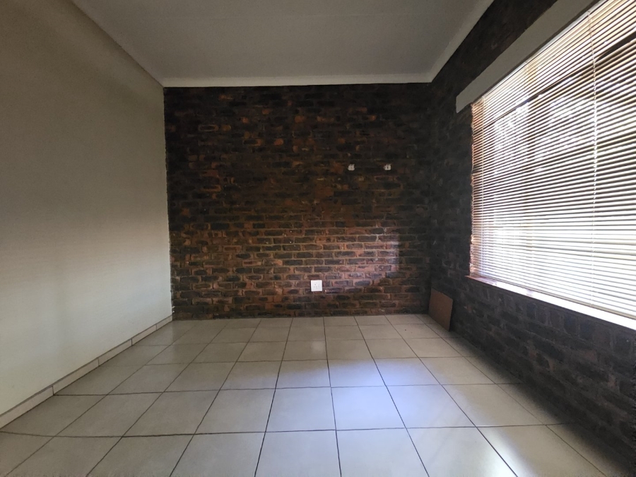 3 Bedroom Property for Sale in Signal Hill KwaZulu-Natal