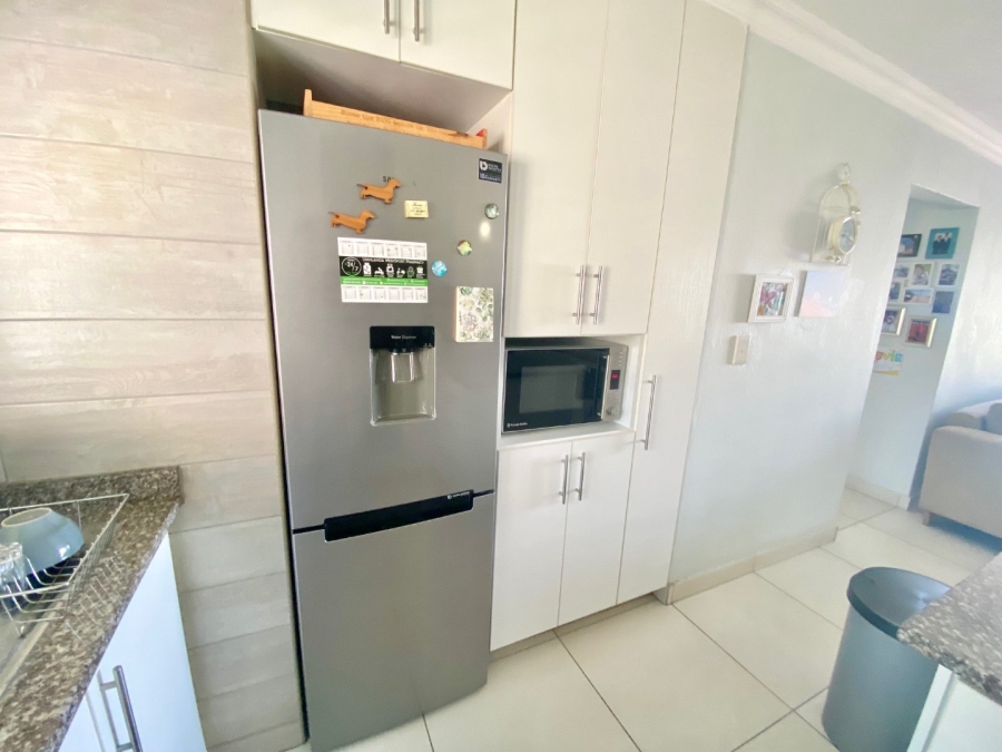 2 Bedroom Property for Sale in Umhlanga KwaZulu-Natal
