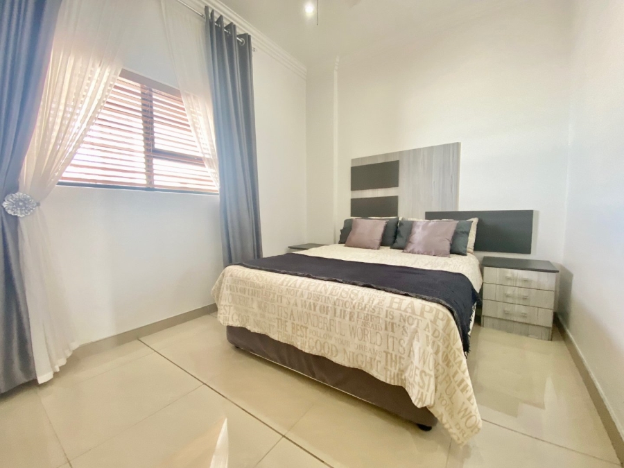 To Let 3 Bedroom Property for Rent in Umdloti Beach KwaZulu-Natal