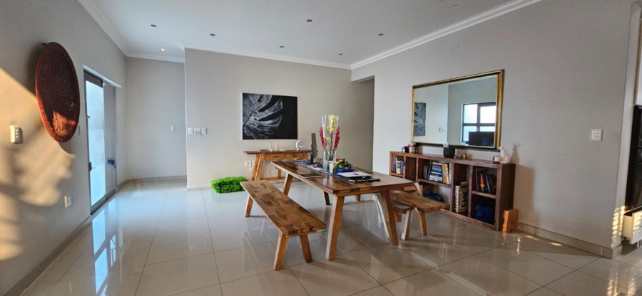 5 Bedroom Property for Sale in Palm Lakes Estate KwaZulu-Natal