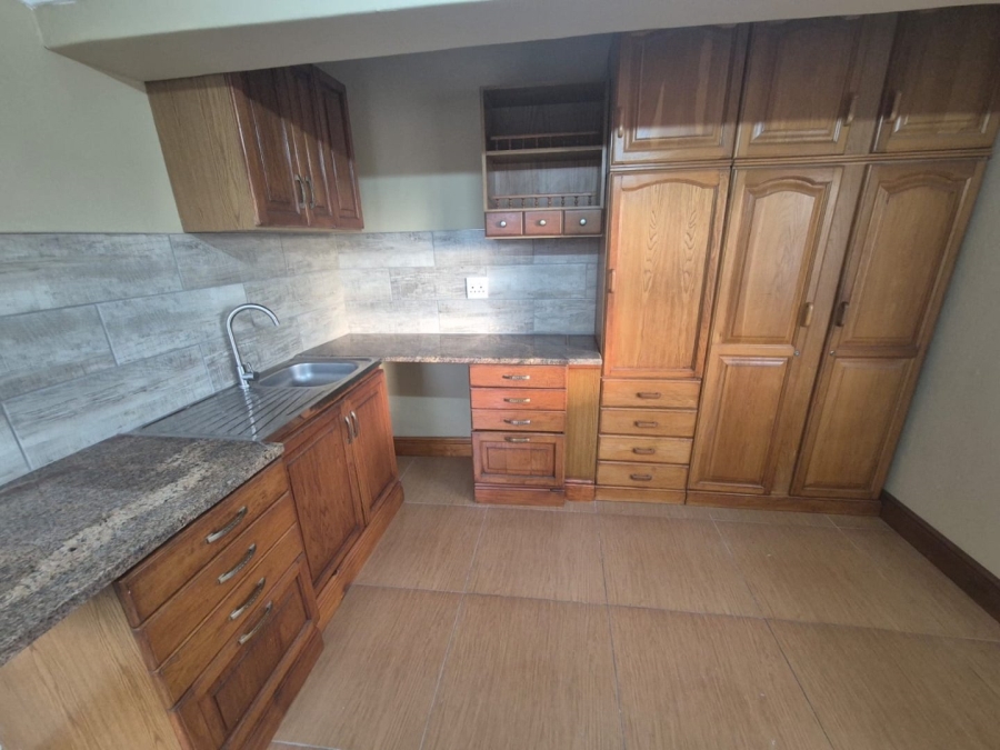 To Let 1 Bedroom Property for Rent in Brighton Beach KwaZulu-Natal