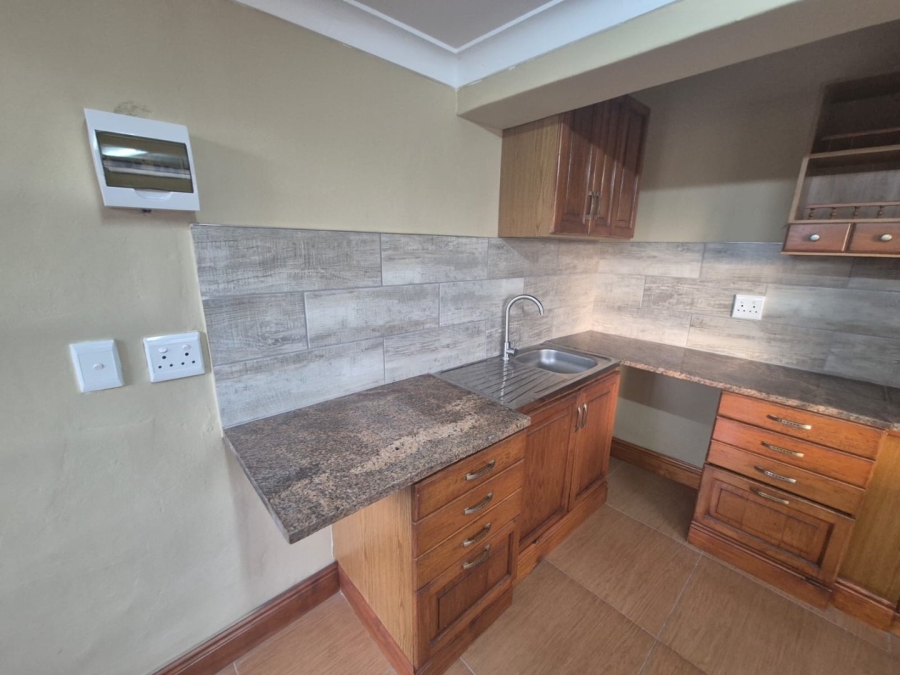 To Let 1 Bedroom Property for Rent in Brighton Beach KwaZulu-Natal