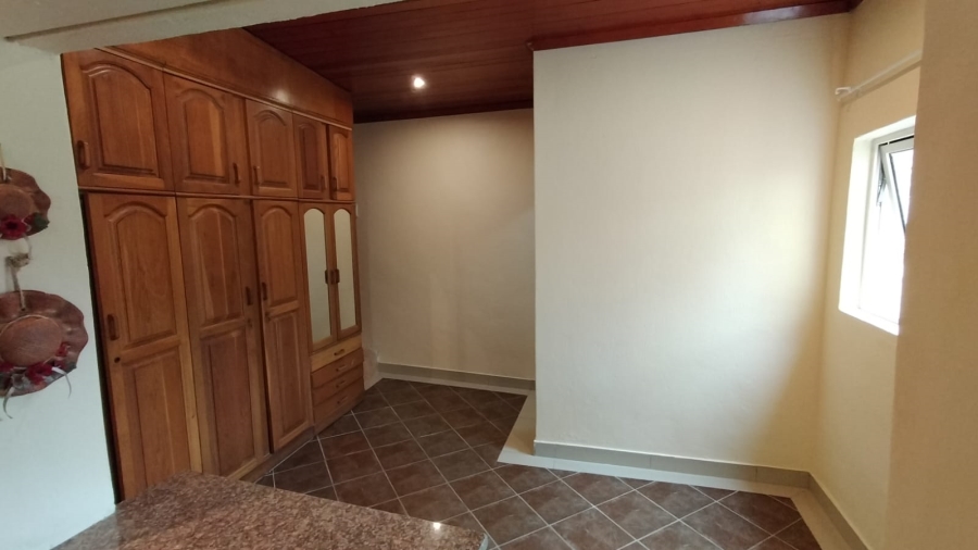 To Let 1 Bedroom Property for Rent in Brighton Beach KwaZulu-Natal