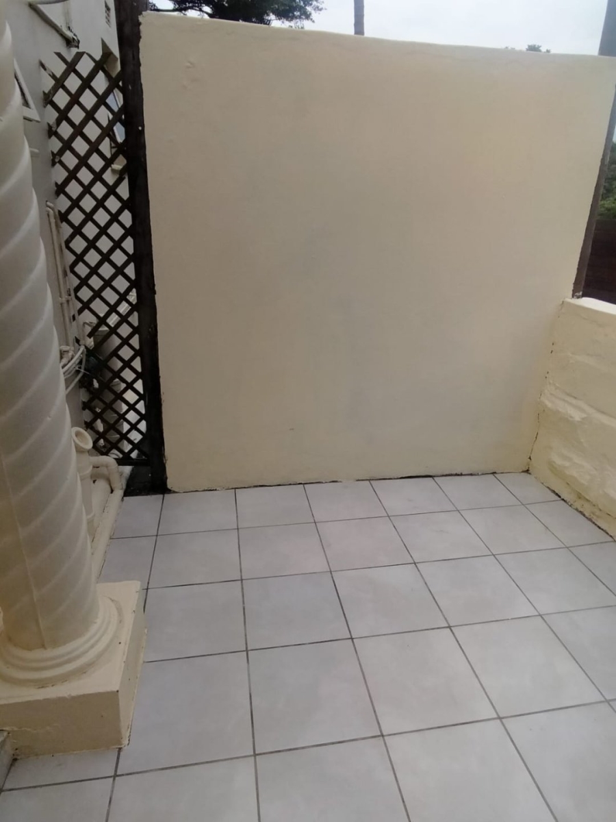 1 Bedroom Property for Sale in Brighton Beach KwaZulu-Natal