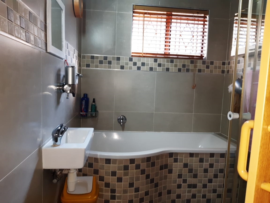 3 Bedroom Property for Sale in Sea View KwaZulu-Natal