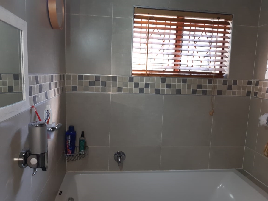 3 Bedroom Property for Sale in Sea View KwaZulu-Natal