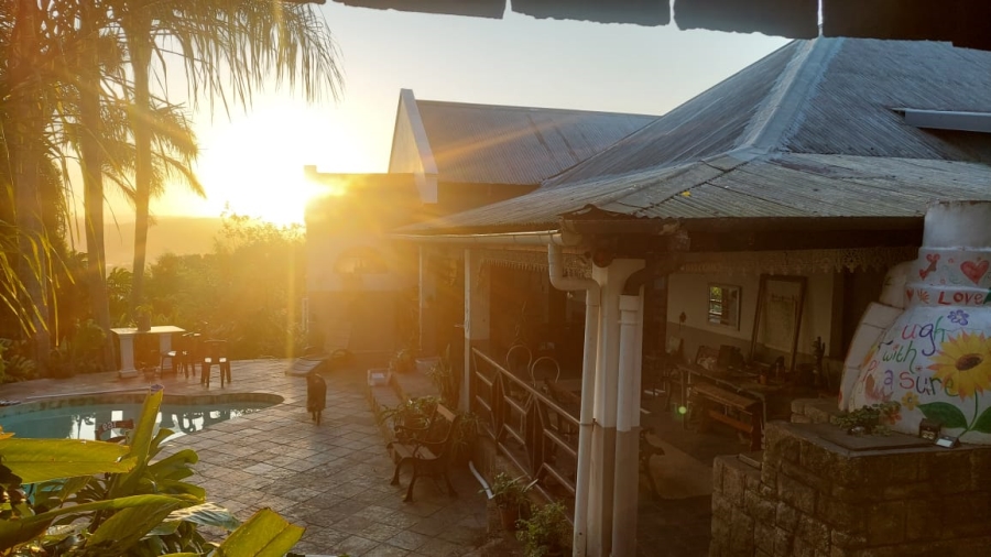 7 Bedroom Property for Sale in Umtentweni KwaZulu-Natal