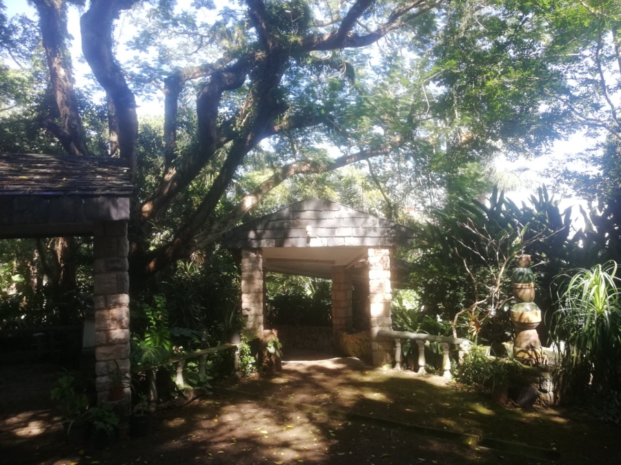 7 Bedroom Property for Sale in Umtentweni KwaZulu-Natal