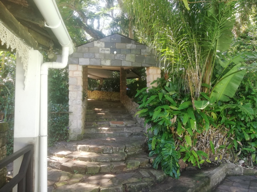 7 Bedroom Property for Sale in Umtentweni KwaZulu-Natal